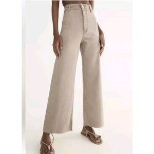 Zara size 6 high waisted cream colored jeans